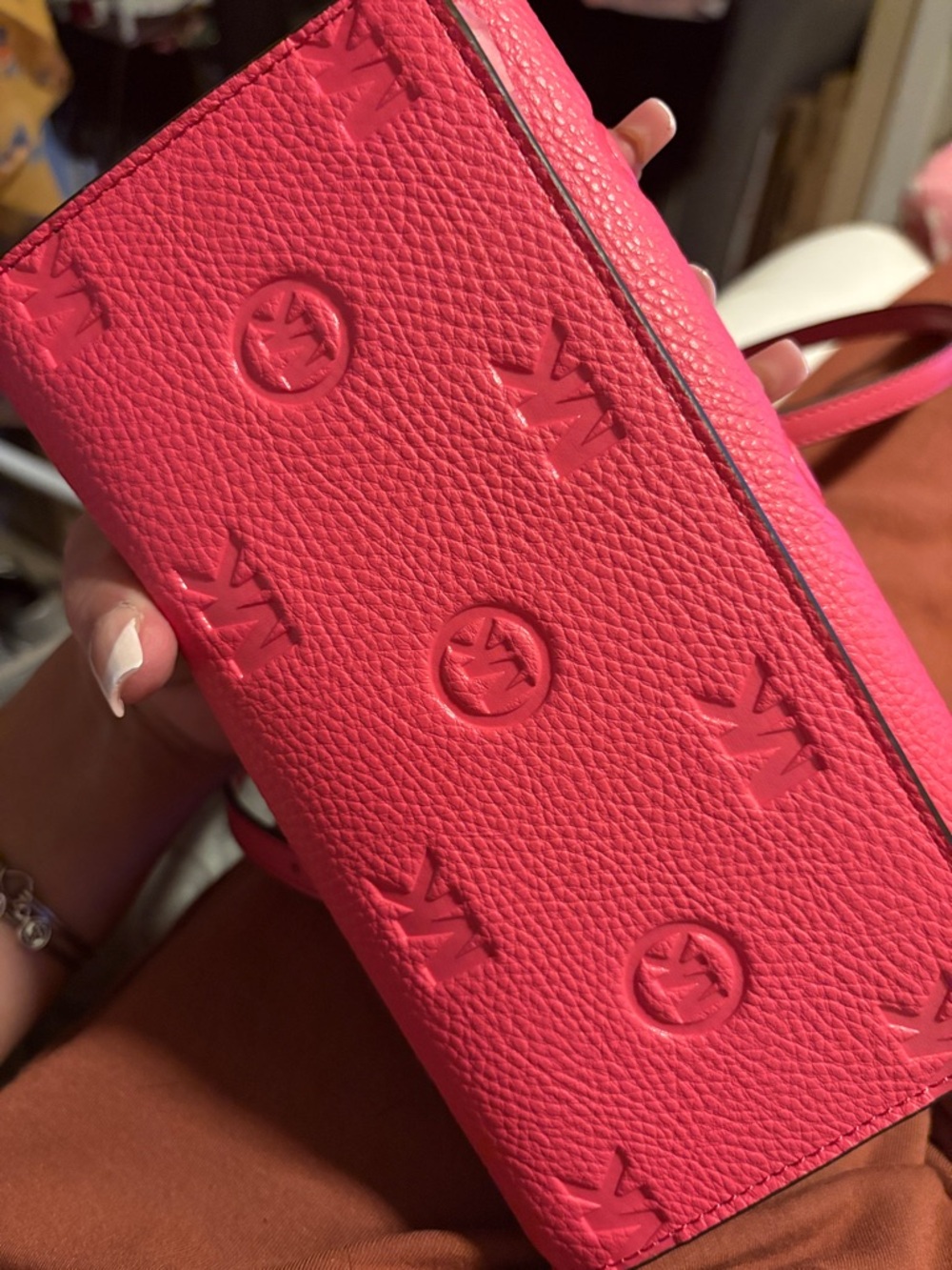 Michael Kors Hibiscus 🌺 Pink Embossed MK Leather Clutch with Silver Hardware ✔️📸 - Picture 11 of 16